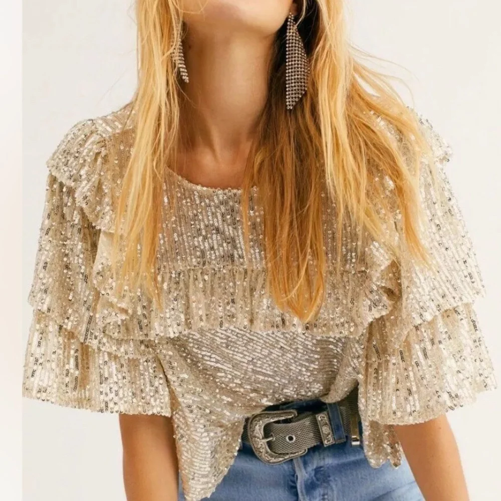 🥳HP New Free People Dance Floor XS Silver Allover Sequin Ruffle Relaxed Pullover - Picture 2 of 8
